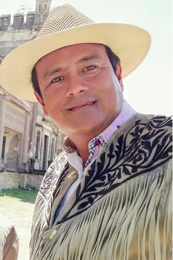 Adrian Olvera Tavera