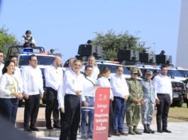 Entrega Américo Villarreal vehículos y maquinaria por 125.2 mdp